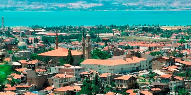 Burdur Doğumlu Ünlüler