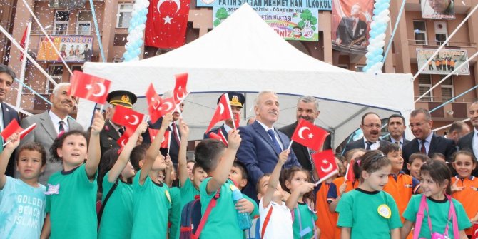 Kayseri’de bin 103 okulda ilk ders zili çaldı