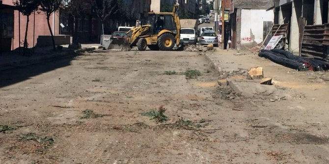 Keşan Belediyesi’nin ağaç kesimine AK Parti’den tepki