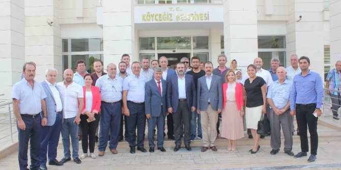 AK Parti Genel Başkan Yardımcısı Mahir Ünal, Köyceğiz Belediyesini ziyaret etti