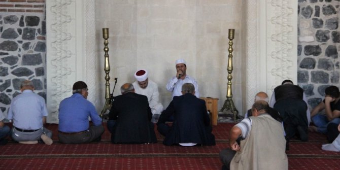 Ulucami’de şehit ve gaziler için mevlit