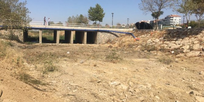 Irlamaz Deresinde 4 kilometrelik temizlik