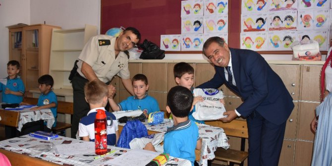 Bigadiç’de yeni eğitim öğretim yılı törenle başladı