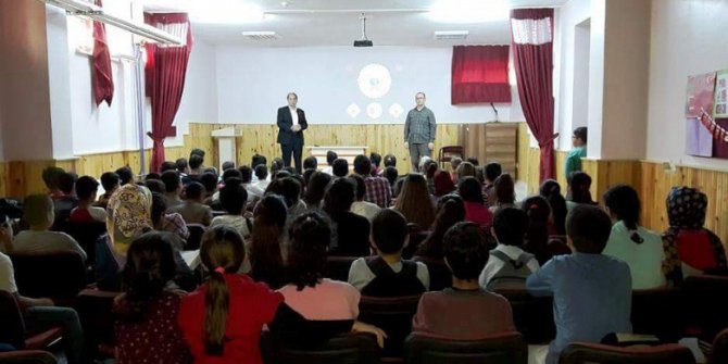 DUMESF Başkanı Ilıcak’dan genç öğrencilere uyarı