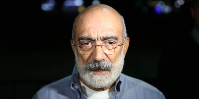 Serbest Bırakılan Ahmet Altan Yeniden Gözaltına Alındı