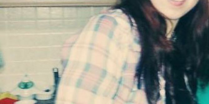 Akhisarlı Sağlık Çalışan Şükran Özalp Yaşam Savaşını Kaybetti