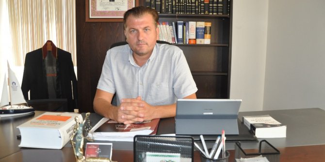 Selam verdi, 9 ay tutuklu kaldı