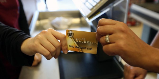Yenimahalleliler ’Halk Kart’ ile tasarruf yapıyor