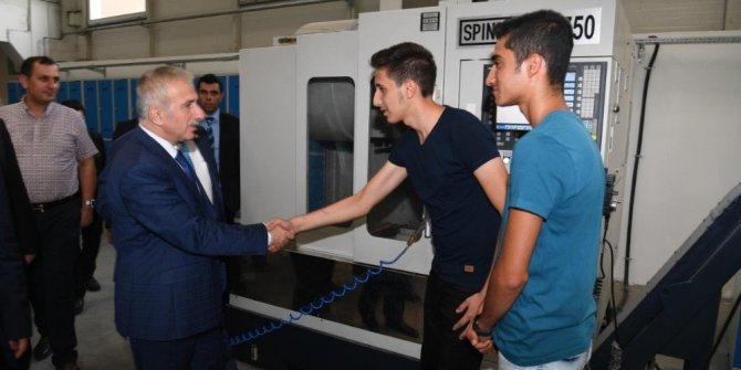 Özel Kayseri OSB Mesleki ve Teknik Anadolu Lisesi eğitime başladı