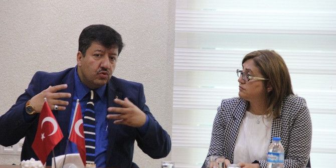 Şahin’den Semerkand Vakfı’na Ziyaret