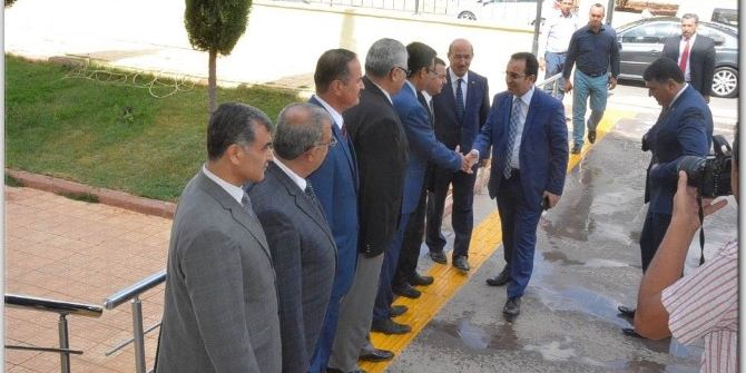 Vali Çataklı, İl Özel İdaresi’ni Ziyaret Etti