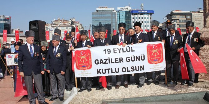 19 Eylül Gaziler Günü Taksim’de kutlandı