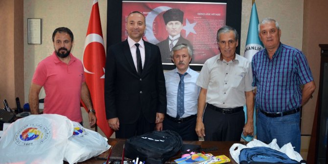 MUTSO’dan öğrencilere kırtasiye yardımı