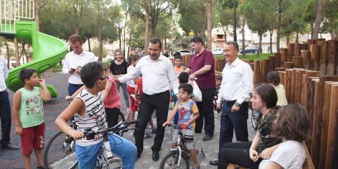 Karesi Belediyesi’nden Toygar’a çocuk parkı
