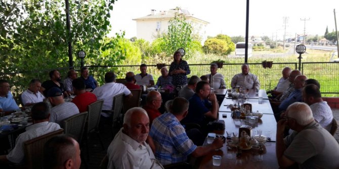 Sorunlara hızlı çözüm için mahalle ziyaretleri yapıyorlar