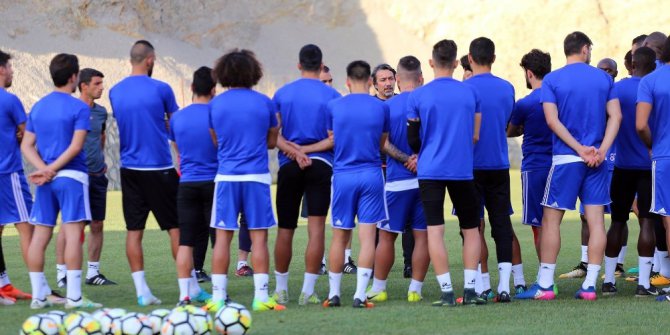 Evkur Yeni Malatyaspor kupa maçı için Bursa’ya gitti