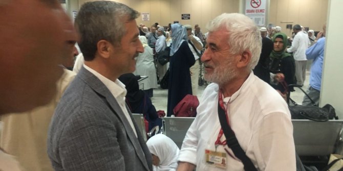 Tahmazoğlu hacıları karşıladı