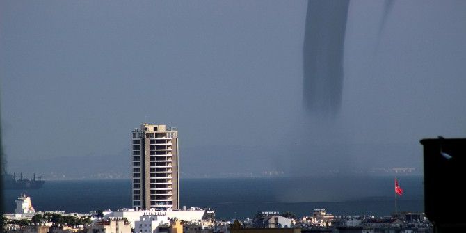 İskenderun’da Aynı Anda İki Hortum Çıktı
