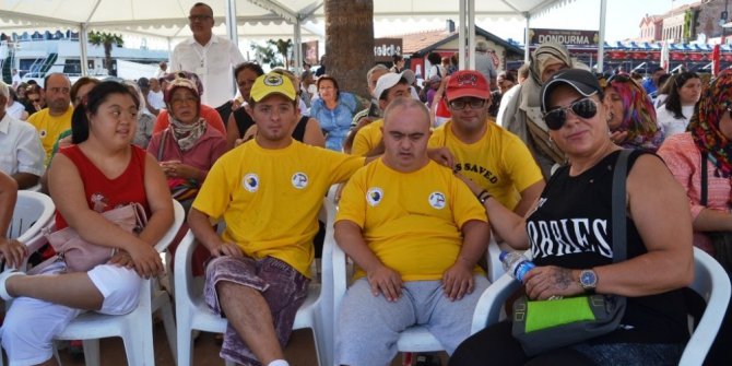 Ayvalık’ta 25. Uluslararası Engelliler Şenliği başladı