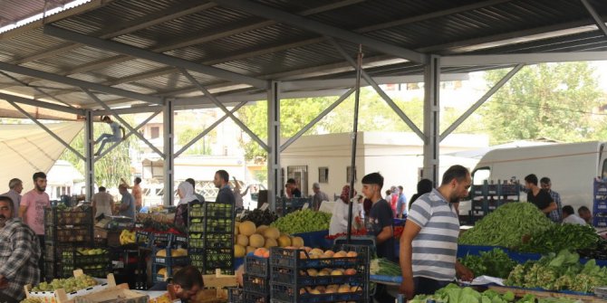 Güneş Mahallesi kapalı semt pazarı hizmete girdi