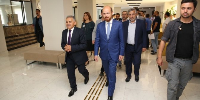 Bilal Erdoğan Melikgazi İletişim Merkezi’ni Gezdi