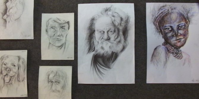 Burhaniye’de iki kız kardeş resim sergisi açtı