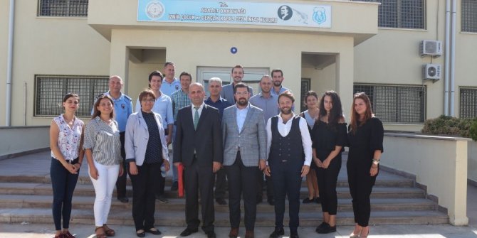 Avukatlardan anlamlı ziyaret