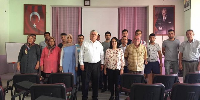 Salihli TSO Selendi’de girişimcilik kursu açtı