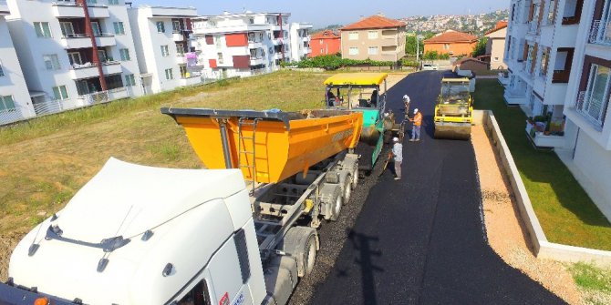 Başiskele’de üst yapı çalışmaları sürüyor