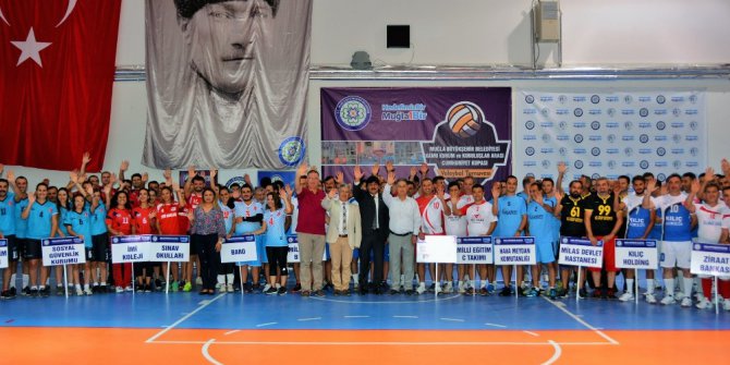 Kurumlar Arası Cumhuriyet Kupası Turnuvası başladı