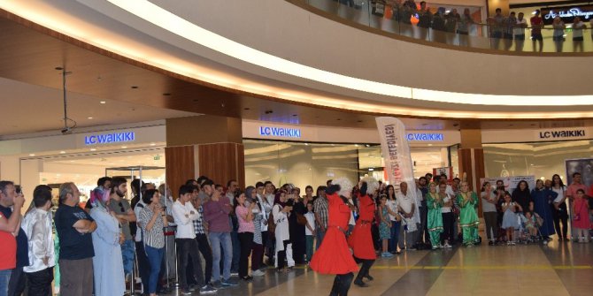 Kafkas dansı Malatyalıların beğenisini kazandı