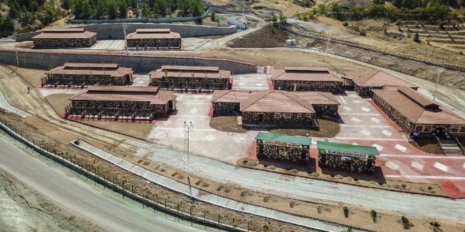 Sokak Hayvanları Bakım Merkezi ve Doğal Yaşam Alanında sona doğru