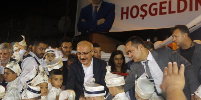 Akdeniz Belediyesi’nden Roman çocuklarına sünnet şöleni