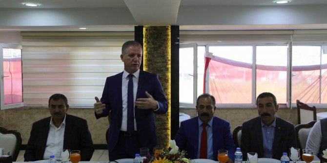 Vali Gül, Gıda Toptancıları Kooperatifi üyeleri ile bir araya geldi