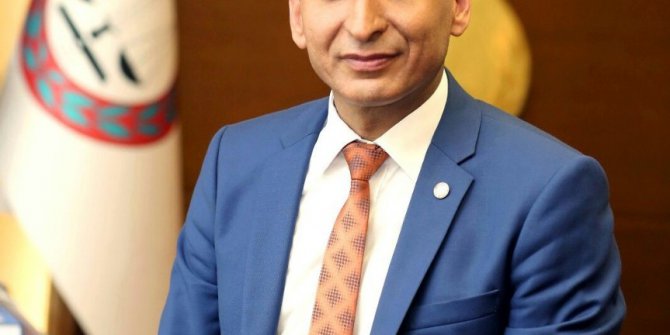 Mersin Barosu’ndan avukatlar için yeşil pasaport atağı