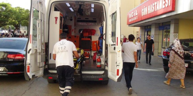 Otomobilden kaçarken tramvay çarptı