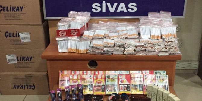 Hediyelik eşya dükkanına kaçakçılık operasyonu