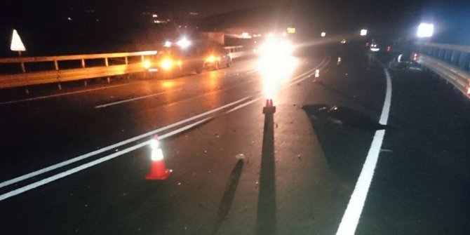 İki arkadaş aynı motosiklette can verdi