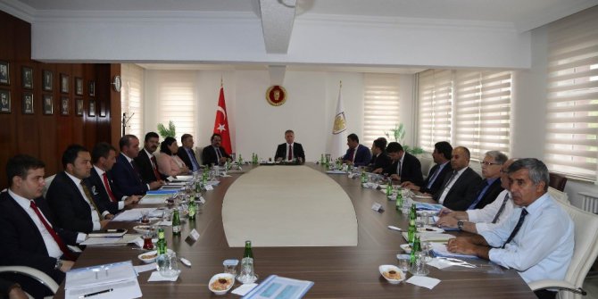 Vali Gül:" Devam eden 320 projemiz var"