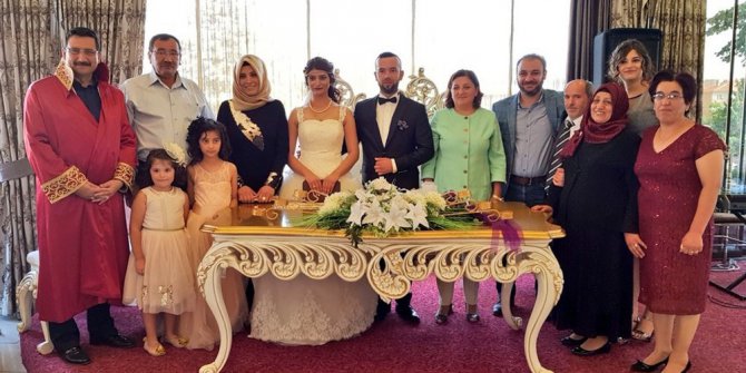 Mutluluğa rekor evet