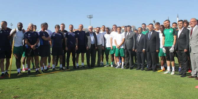 Bursa Valisi İzzettin Küçük’ten Bursaspor’a ziyaret