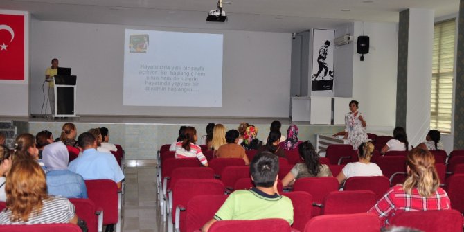 Milas’ta velilere okula uyum eğitimi