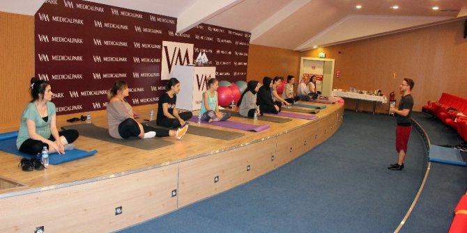 Anne adayları doğuma pilates ile hazırlanıyor