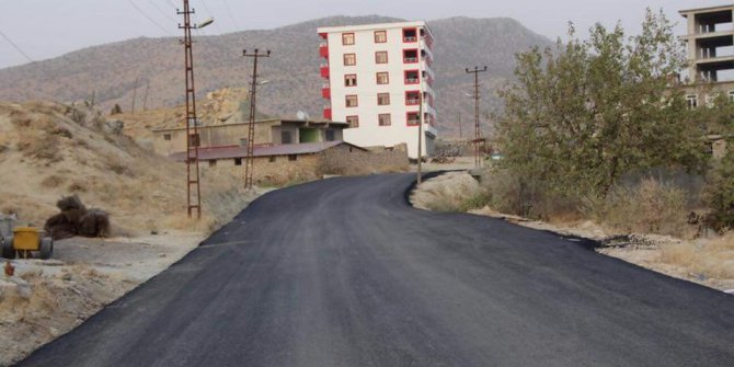 Hani’de köy grup yolları asfaltlanıyor