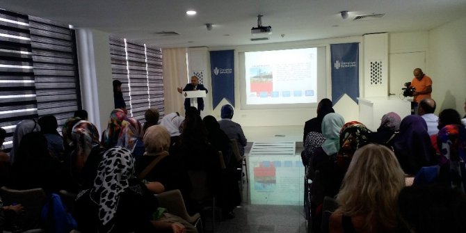 Ümraniye’de meslek edindirme kursları öğrencileri sertifikalarını aldı