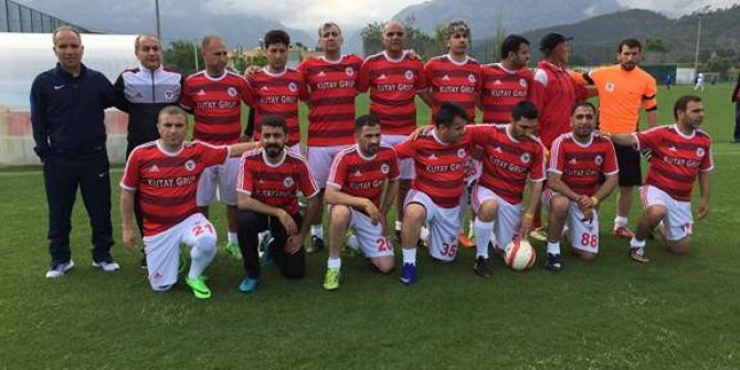 Masterlerin cazibesi amatörü aştı