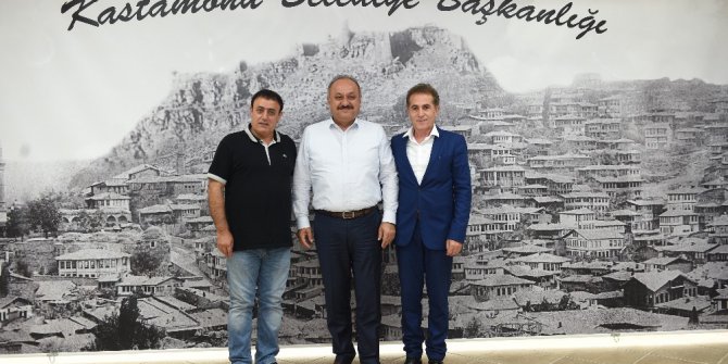 Ses sanatçısı Mahmut Tuncer, Kastamonu’yu ziyaret etti
