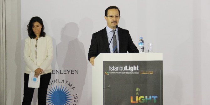 Aydınlatmanın tek çatı altında toplandığı IstanbulLight Fuarı başladı