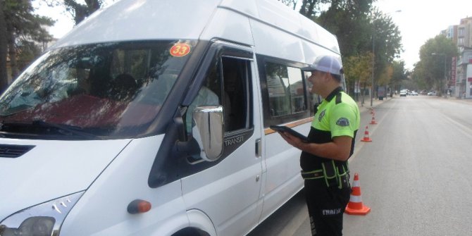 Kurallara uymayan okul servislerine ceza