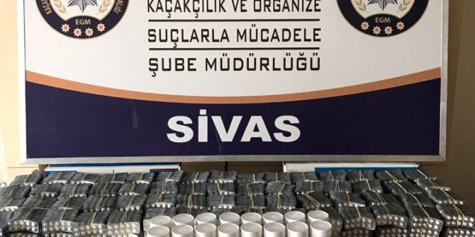 Sivas’ta yasaklanmış cinsel uyarıcı hap ele geçirildi